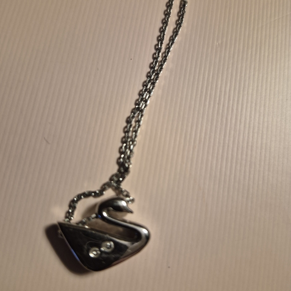 Swarovski Elegant Silver Swan Necklace - Picture 2 of 3